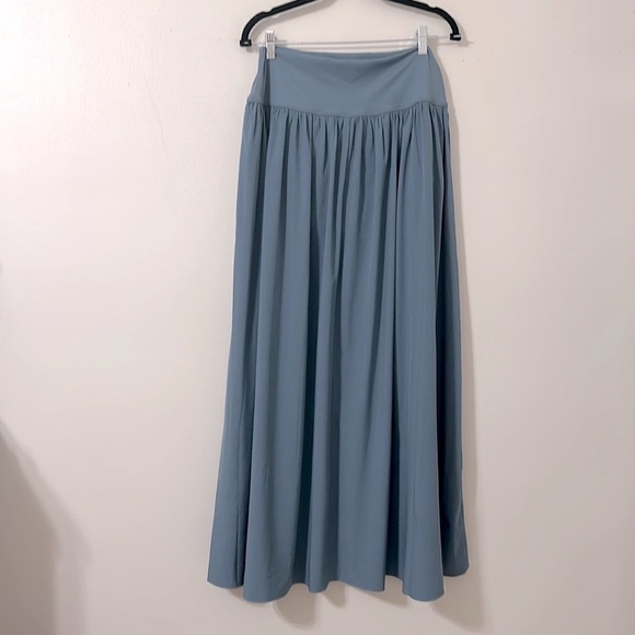 Halara NWT Breezeful High Waisted Flowy Maxi Casual Skirt Sz Medium Stone Blue - Picture 7 of 13